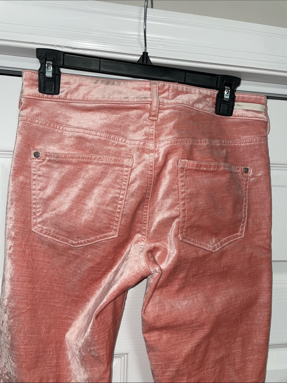Pilcro and the Letterpress Pink Velvet Skinny Jeans size 25 high rise skinny EUC